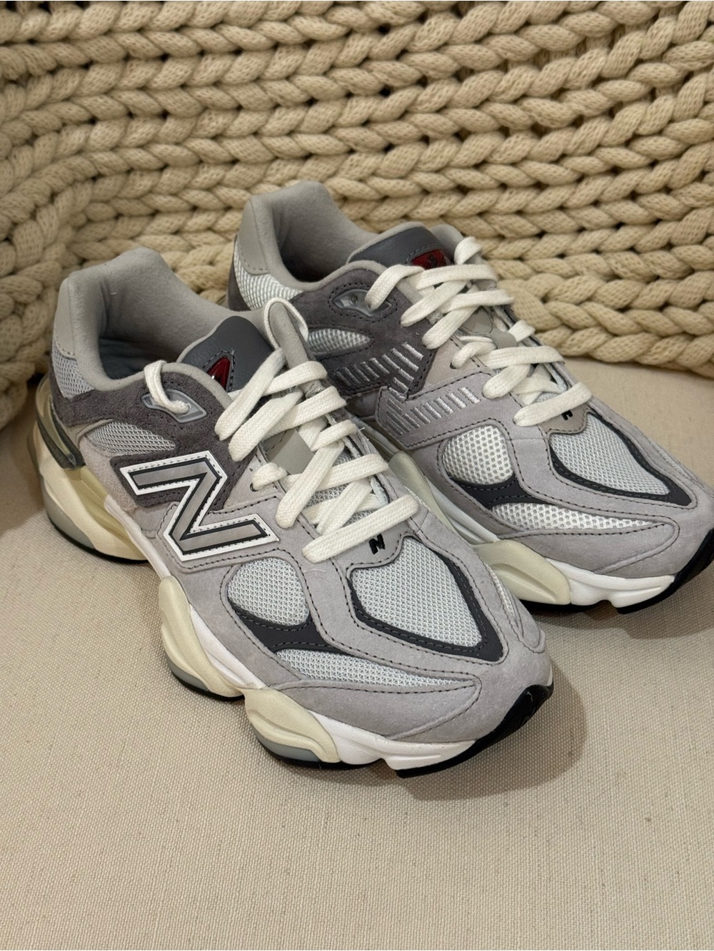 New Balance 9060 Sneakers Raincloud / Castlerock / White - Picture 2 of 7